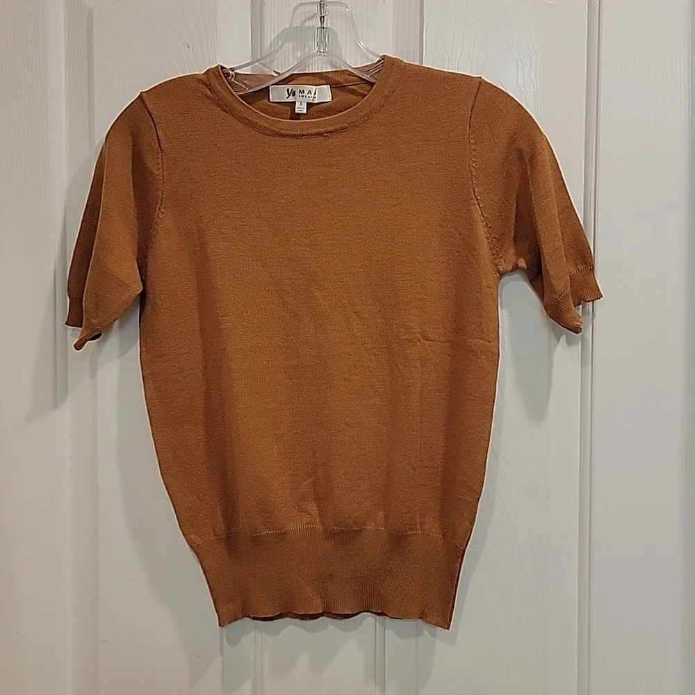 YeMak Sweater - Picture 1 of 6